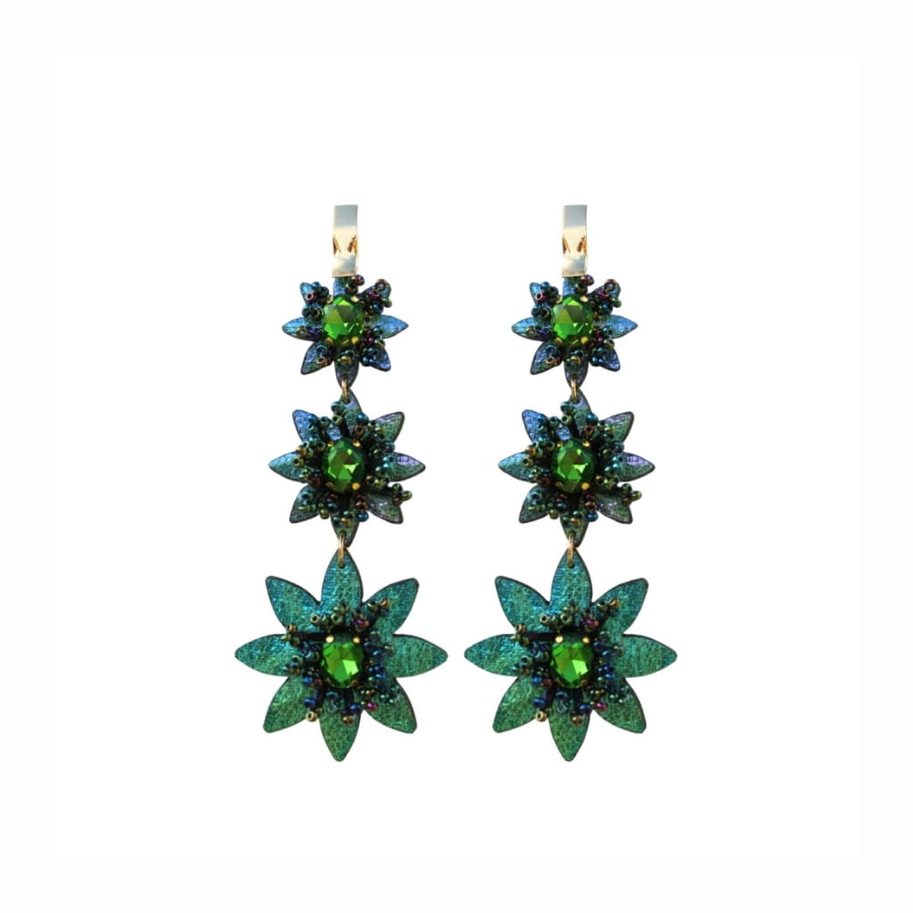 Aretes Flor Marina - Cuero Vegano - Baño en Oro 24 Kilates