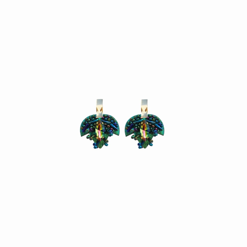 Aretes Flor de Lis · Baño de Oro 24K - Cuero Vegano